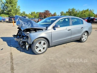 VOLKSWAGEN PASSAT KOMFORT