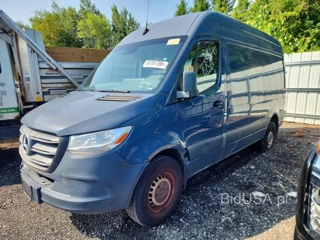 MERCEDES-BENZ SPRINTER 2500/3500