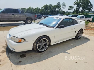 FORD MUSTANG GT