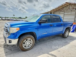 TOYOTA TUNDRA CREWMAX SR5