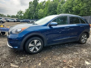 KIA NIRO LX