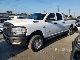 RAM 2500 TRADESMAN