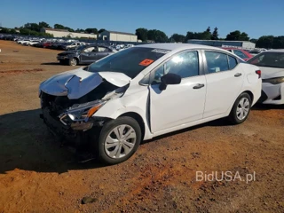 NISSAN VERSA S
