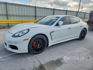 PORSCHE PANAMERA 2