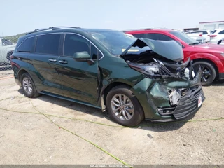 TOYOTA TOYOTA SIENNA XLE