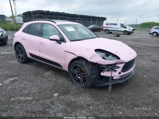 PORSCHE PORSCHE MACAN