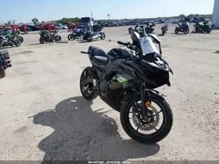 KAWASAKI KAWASAKI EX650 R