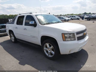 CHEVROLET CHEVROLET AVALANCHE 1500 LTZ
