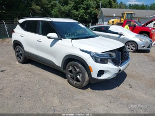 KIA KIA SELTOS EX