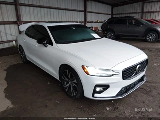 VOLVO VOLVO S60 B5 PLUS DARK THEME