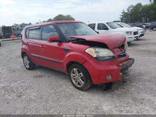 KIA KIA SOUL +