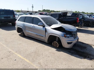 JEEP JEEP GRAND CHEROKEE LAREDO X 4X4