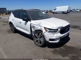 VOLVO VOLVO XC40 T5 R-DESIGN