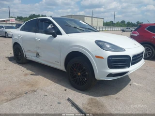 PORSCHE PORSCHE CAYENNE COUPE GTS