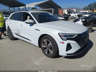 AUDI AUDI Q8 E-TRON PREMIUM QUATTRO