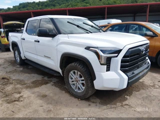 TOYOTA TOYOTA TUNDRA SR5