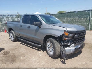 CHEVROLET CHEVROLET SILVERADO 1500 2WD  STANDARD BED CUSTOM