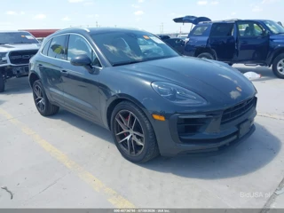 PORSCHE PORSCHE MACAN S