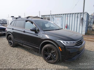 VOLKSWAGEN VOLKSWAGEN TIGUAN 2.0T SE R-LINE BLACK