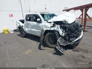 NISSAN NISSAN FRONTIER PRO-4X 4X4