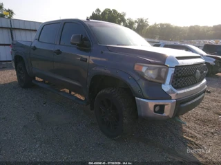 TOYOTA TOYOTA TUNDRA SR5 5.7L V8