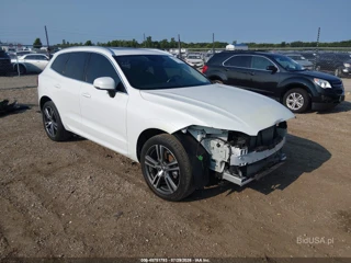 VOLVO VOLVO XC60 T5 MOMENTUM