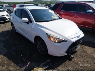 TOYOTA TOYOTA YARIS LE