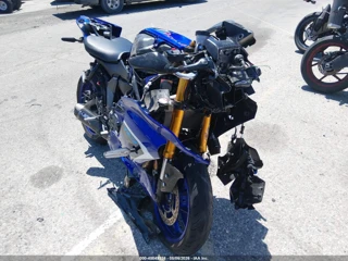 YAMAHA YAMAHA YZFR7