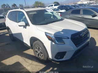 SUBARU SUBARU FORESTER PREMIUM