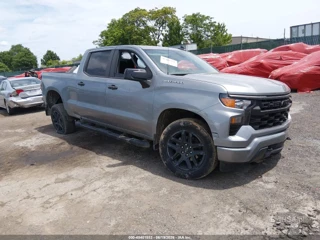 CHEVROLET CHEVROLET SILVERADO 1500 4WD  STANDARD BED CUSTOM