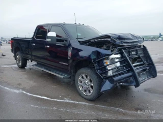 FORD FORD F-350 LARIAT