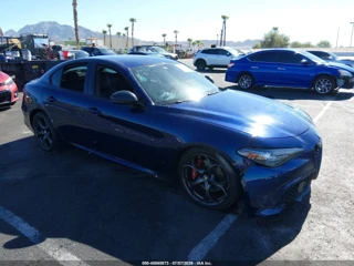 ALFA ROMEO ALFA ROMEO GIULIA TI SPORT RWD