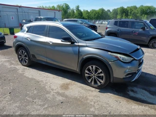 INFINITI INFINITI QX30 LUXURY/PREMIUM