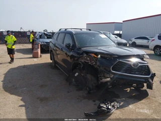 TOYOTA TOYOTA HIGHLANDER XLE