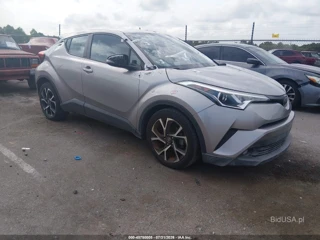 TOYOTA TOYOTA C-HR XLE