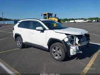 TOYOTA TOYOTA RAV4 HYBRID XLE