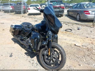 HARLEY-DAVIDSON HARLEY-DAVIDSON FLHTK