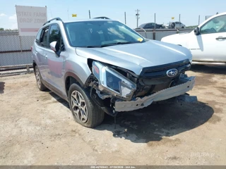 SUBARU SUBARU FORESTER PREMIUM