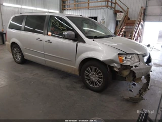 CHRYSLER CHRYSLER TOWN & COUNTRY LIMITED