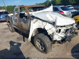 TOYOTA TOYOTA TUNDRA SR5 V8