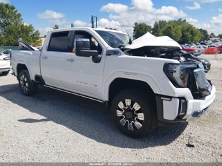GMC SIERRA 2500HD 4WD  STANDARD BED DENALI