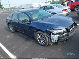 TOYOTA TOYOTA AVALON XLE