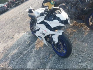 YAMAHA YAMAHA YZFR7