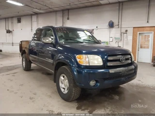 TOYOTA TOYOTA TUNDRA SR5 V8