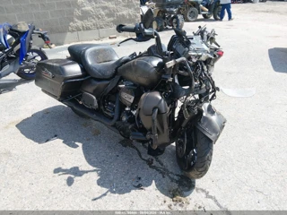 HARLEY-DAVIDSON HARLEY-DAVIDSON FLHTK