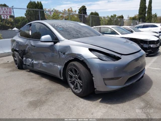 TESLA TESLA MODEL Y LONG RANGE DUAL MOTOR REAR-WHEEL DRIVE