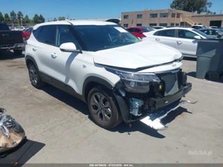 KIA KIA SELTOS LX
