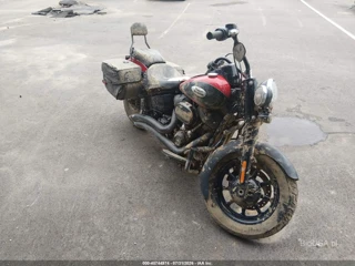 HARLEY-DAVIDSON HARLEY-DAVIDSON FLHCS