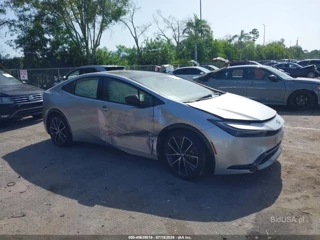 TOYOTA TOYOTA PRIUS XLE