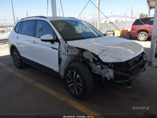 VOLKSWAGEN VOLKSWAGEN TIGUAN 2.0T S